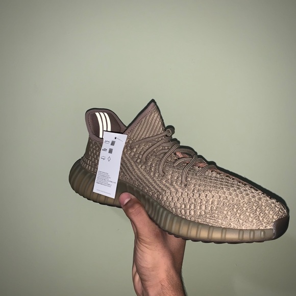 Adidas Yeezy Boost 350 V2 Sand Taupe - Picture 2 of 5